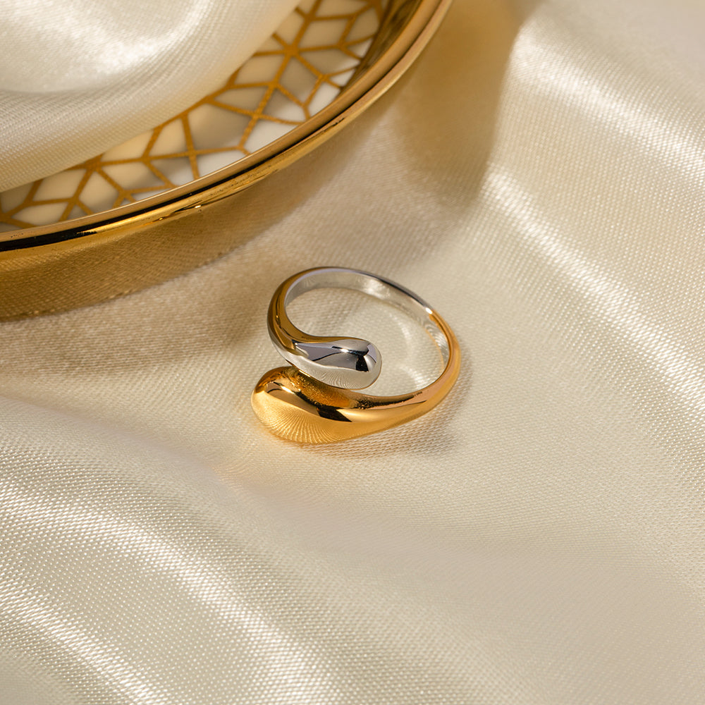 Aura Wrap Ring