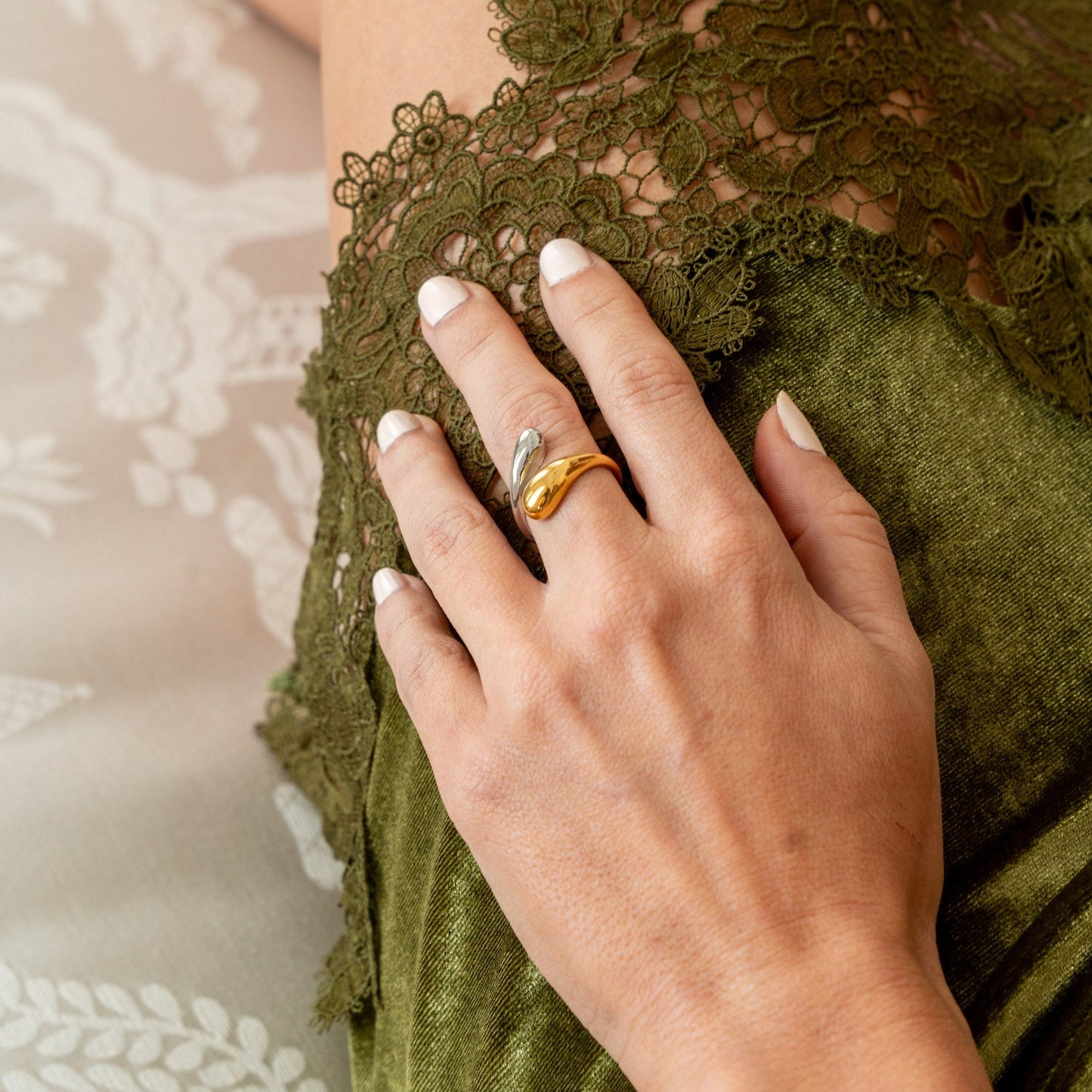 Aura Wrap Ring
